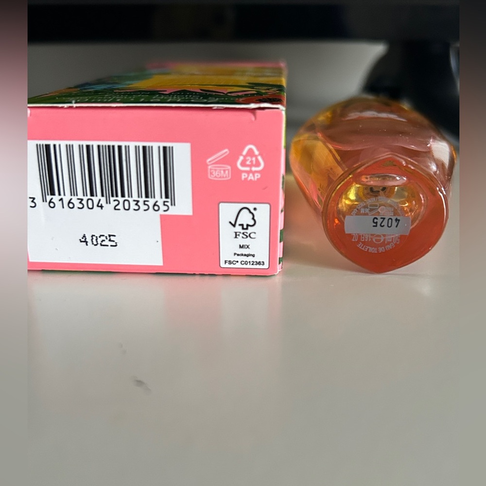 Escada Brisa Cubana EDT 1.6oz (50ML) Limited Edition - Picture 3 of 7